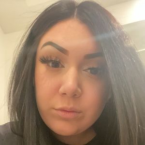 Meet your Posher, Alondra